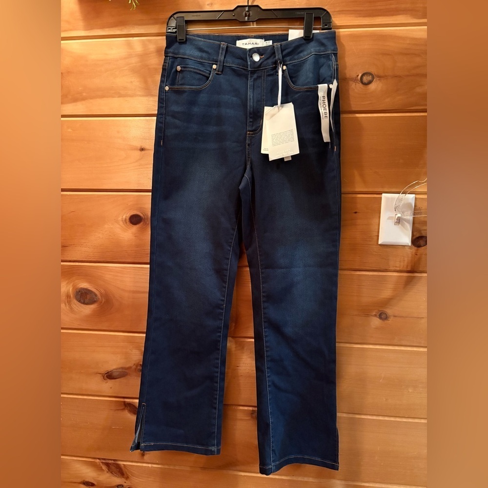 Tahari Dark Blue High-rise Crop MiniBoot Cut Jeans NWT size 8/29